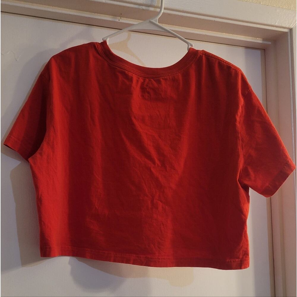 Nike Red Cropped Tee White Swoosh Logo Size L - Picture 3 of 5
